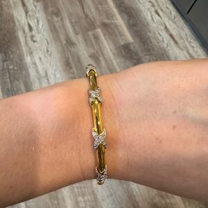 Bangle bracelet diamond